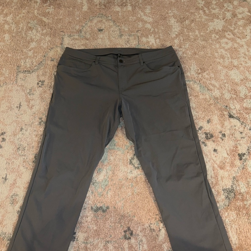 Lululemon ABC Pant Men's 40 Charcoal Gray Slim Straight Tech Stretch